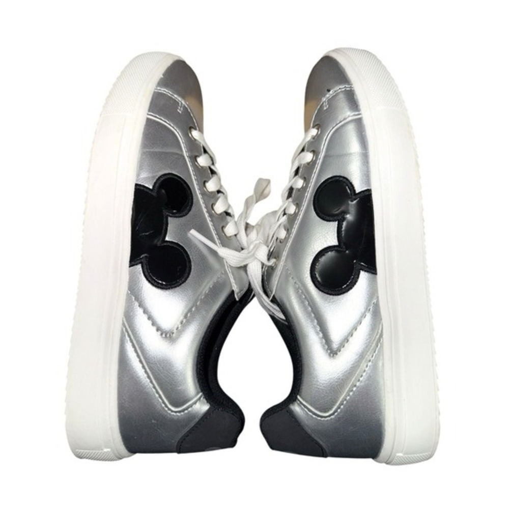 Disney Mickey Mouse Sneakers‎ Womens 9 Pre-Owned Silver Metallic Lace Up Shoes